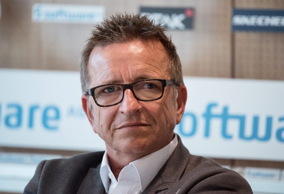 epa05366412 New coach of German Bundesliga club SV聽Darmstadt 98, Norbert Meier, during his official introduction in Darmstadt, Germany, 15 June 2016. Norbert Meier replaces former coach Dirk Schuster, ...