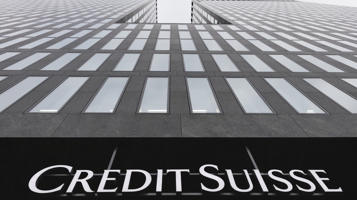 ARCHIVBILD ZUM ERGEBNIS DER CREDIT SUISSE --- The facade of a Credit Suisse building in Oerlikon, a quarter in the northern part of Zurich, Switzerland, pictured on March 16, 2016. (KEYSTONE/Gaetan Ba ...