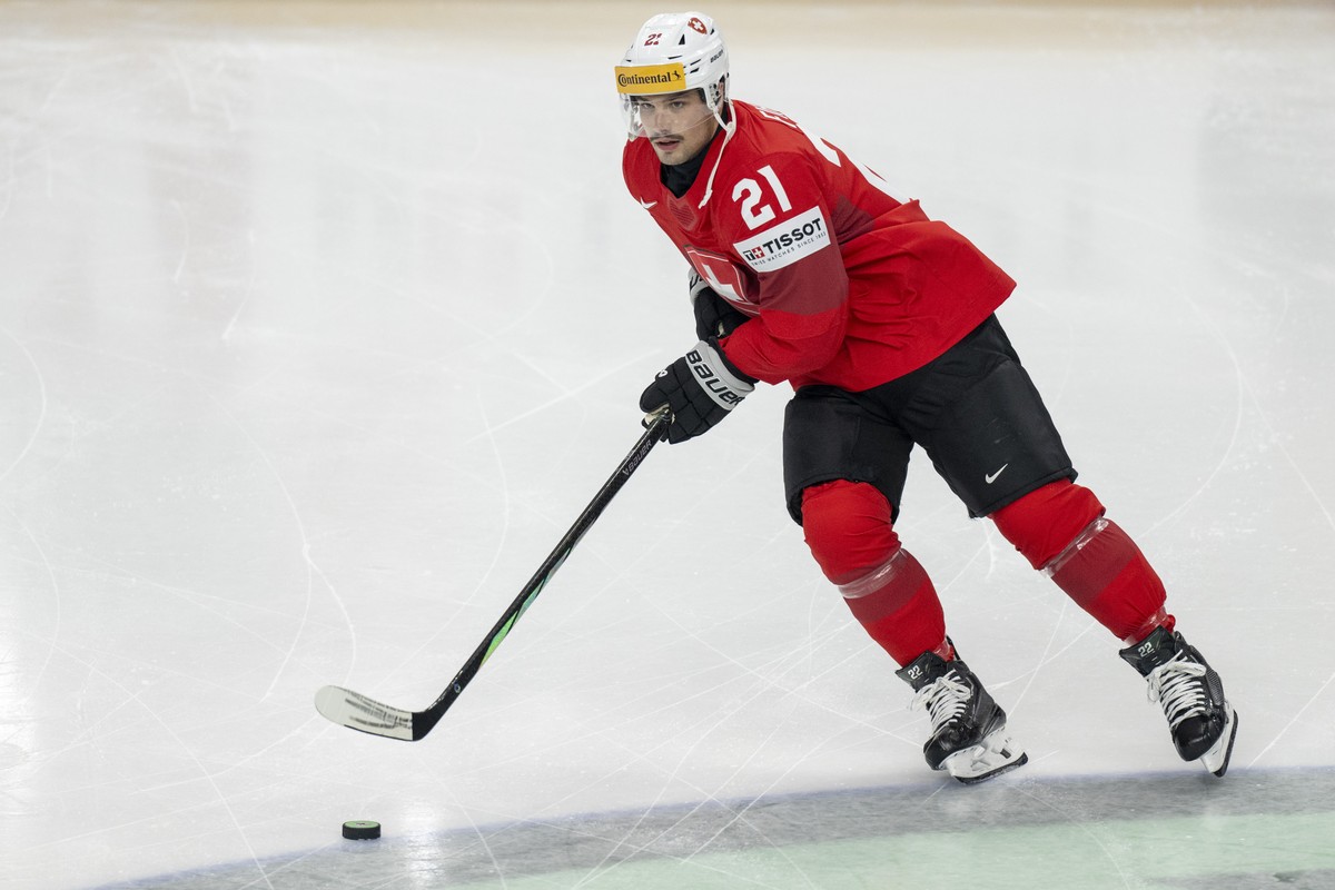 Switzerland's Kevin Fiala in action during the warm up at the Ice Hockey World Championship group A preliminary round match between Switzerland and Czech Republic in Prag at the O2 Arena, Czech R ...