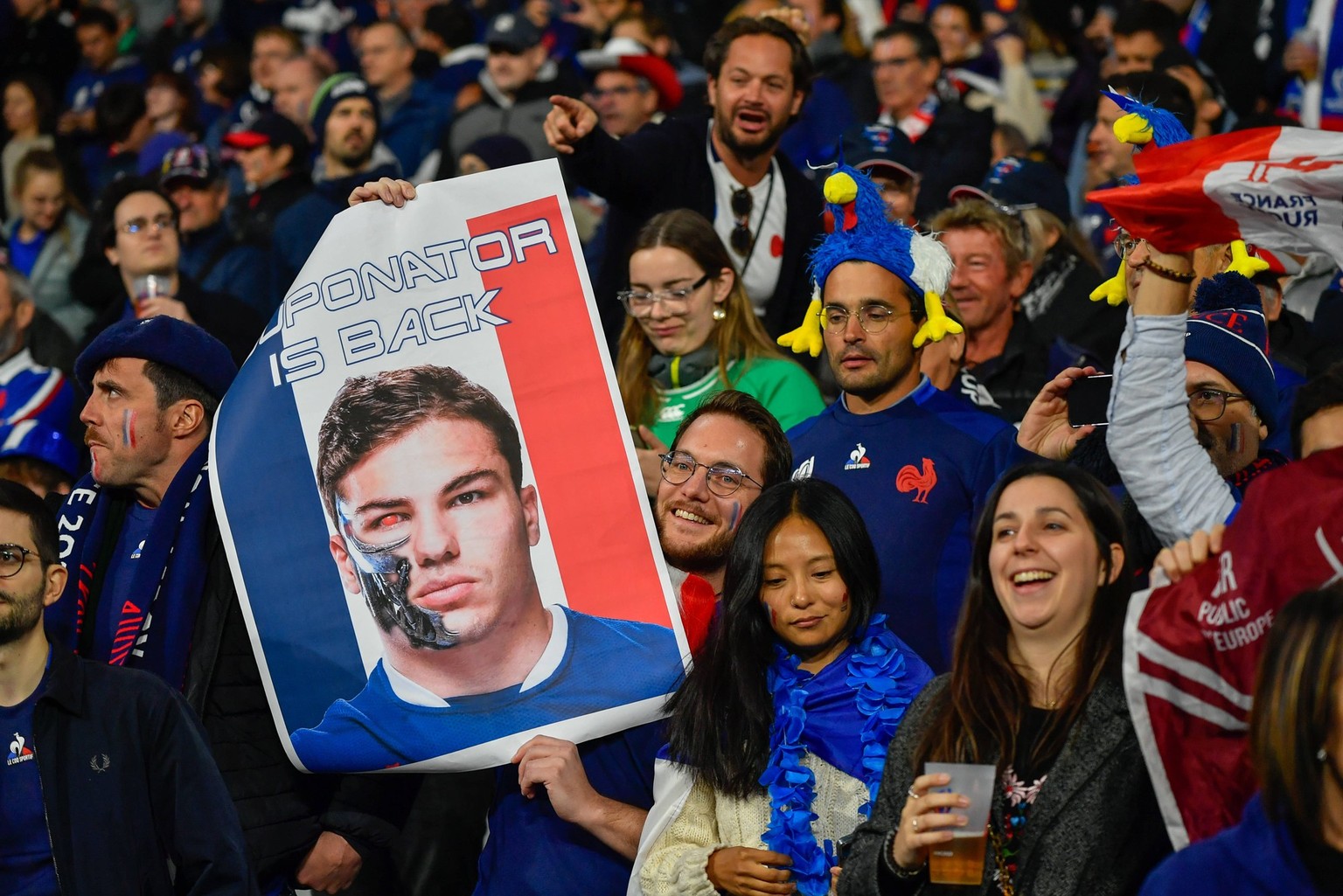 - France - South Africa - Rugby World Cup - 15/10/2023 - France / Seine-Saint-Denis / Saint-Denis - Fans in the stands during the Rugby World Cup quarter-final match between France and South Africa at ...