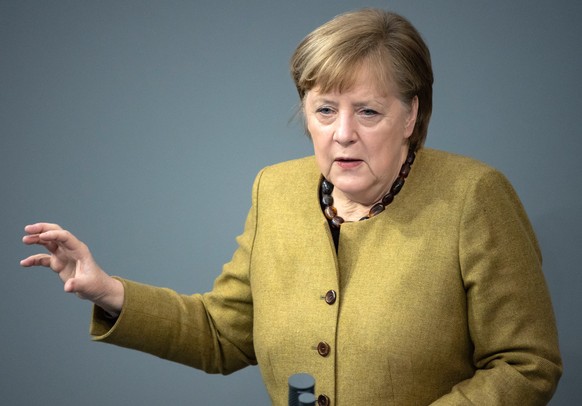 11.02.2021, Berlin: Bundeskanzlerin Angela Merkel (CDU) h�lt in der Plenarsitzung des Deutschen Bundestages eine Regierungserkl�rung zu den Ergebnissen der Bund-L�nder-Runde zur Bew�ltigung der Corona ...