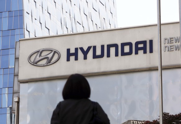 FILE - The logo of the Hyundai Motor Co. is displayed at the automaker&#039;s showroom in Seoul, South Korea, April 26, 2017. Air bags in some Hyundai and Kia cars failed to inflate in crashes and fou ...