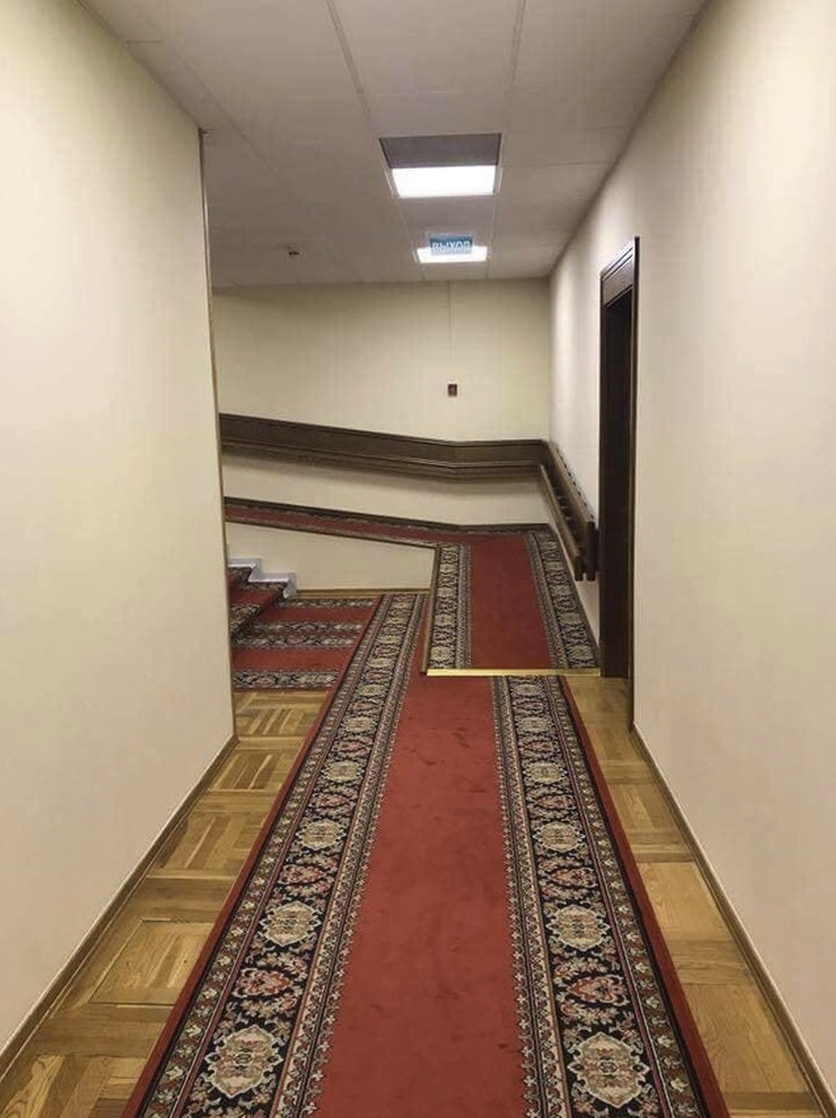 Die lustigsten fails der Woche: Teppich verlegt