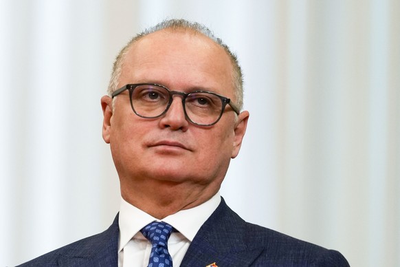 FILE - Serbia&#039;s government minister for infrastructure and construction Goran Vesic, in Belgrade, Serbia, on March 21, 2023, Vesic said on Monday he was stepping down days after a concrete canopy ...