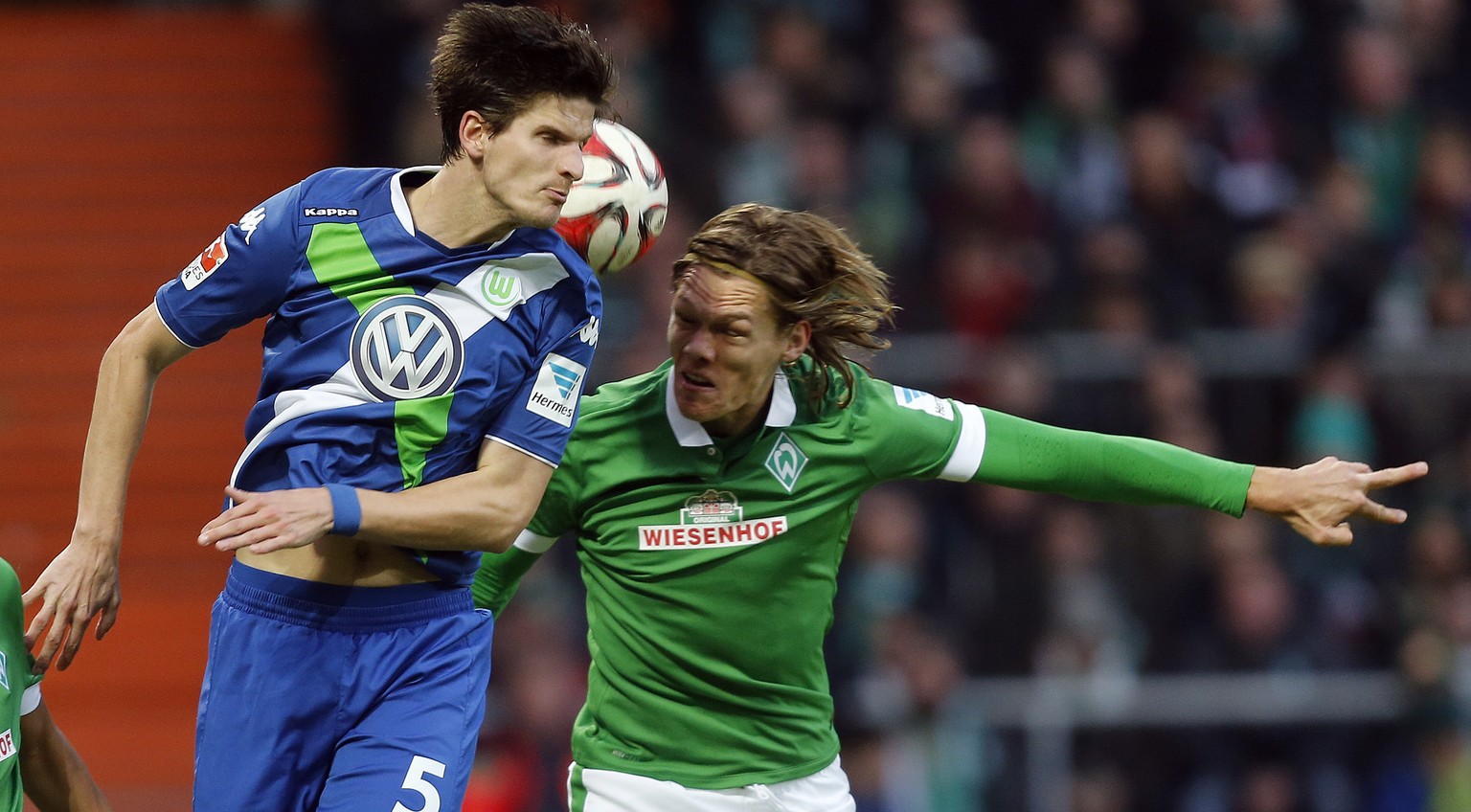 Endlich wieder im Einsatz: Timm Klose darf gegen Bremen endlich wieder verteidigen.