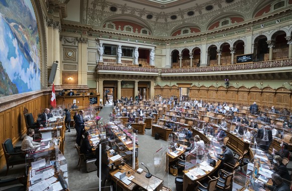 Die Grossen Kammer kuemmert sich um Medienfoerderung, an der Fruehlingssession der Eidgenoessischen Raete, am Dienstag, 2. Maerz 2021 im Nationalrat Bern. (KEYSTONE/Alessandro della Valle)