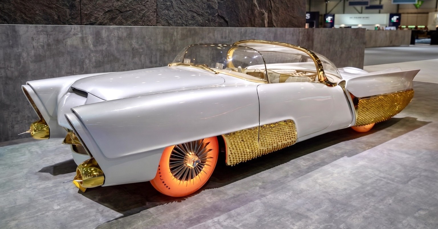 George Barris Golden Sahara II
https://en.wikipedia.org/wiki/Golden_Sahara_II