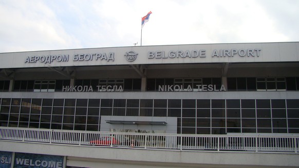 Ludmilas Cousine Rada überkommt heute noch ein mulmiges Gefühl, wenn sie am Flughafen in Belgrad steht.
