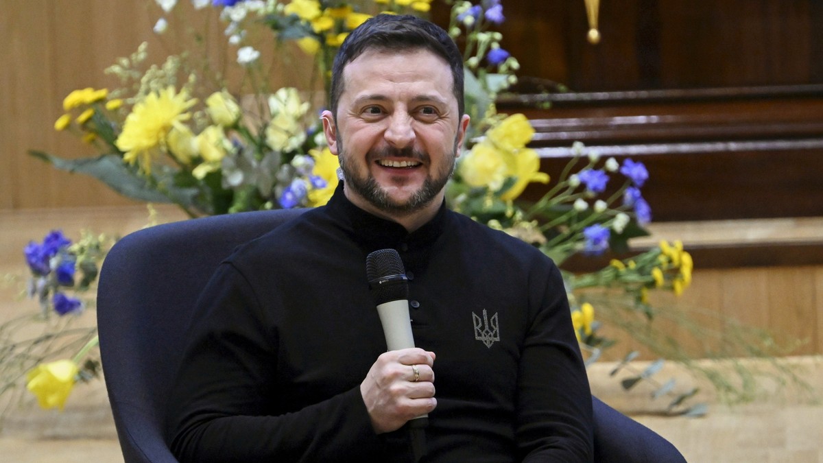 Ukraine's President Volodymyr Zelensky reacts during the Europe in support of Ukraine discussion at the University of Helsinki, Finland, Wednesday, March 19, 2025. (Markku Ulander/Lehtikuva via A ...