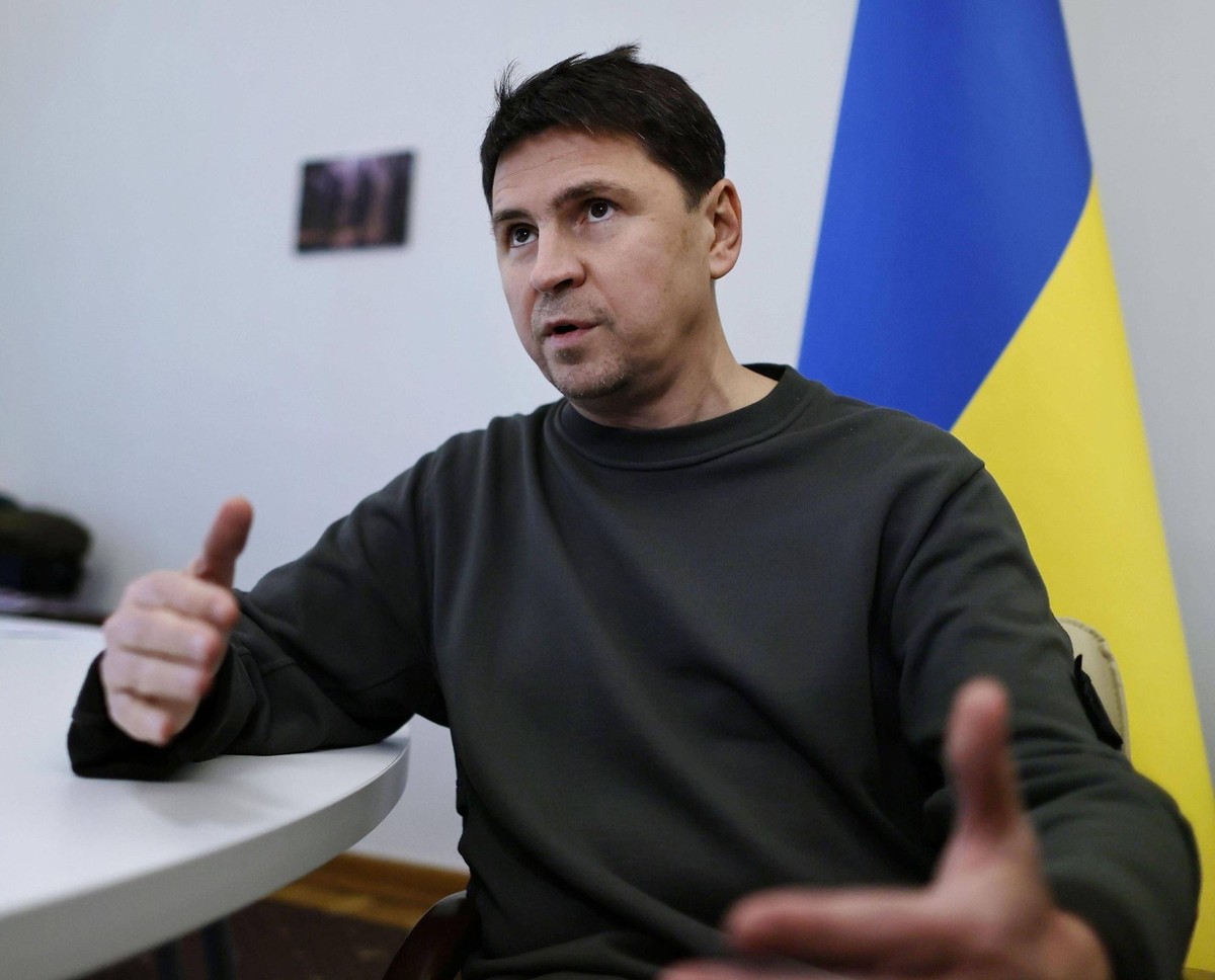 Mykhailo Podolyak, conseiller de Zelensky, considère le plan Trump comme une base pour de futures négociations.