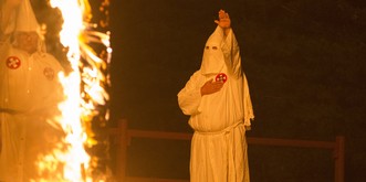 Anonymous-Hacker greifen den Ku-Klux-Klan an: Der Auf- und Abstieg der rassistischen Kapuzenmänner