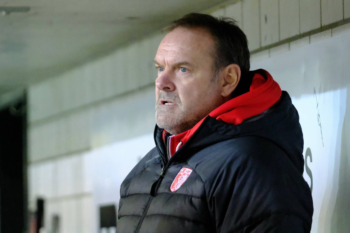 EHC Visp Danish Head Coach Heinz Ehlers SKY Swiss League - EHC Winterthur vs Visp WINVIS Winterthur Deutweg Z