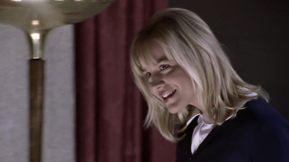 Julie Benz in Buffy - Im Bann der Dämonen (1997)