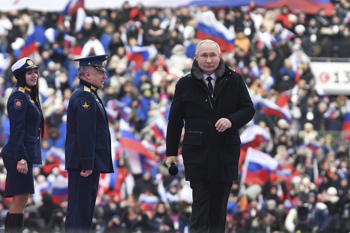 Petit à petit, Vladimir Poutine a rassemblé tous les pouvoirs entre ses mains. Beaucoup en Occident ont préféré se focaliser sur le positif.