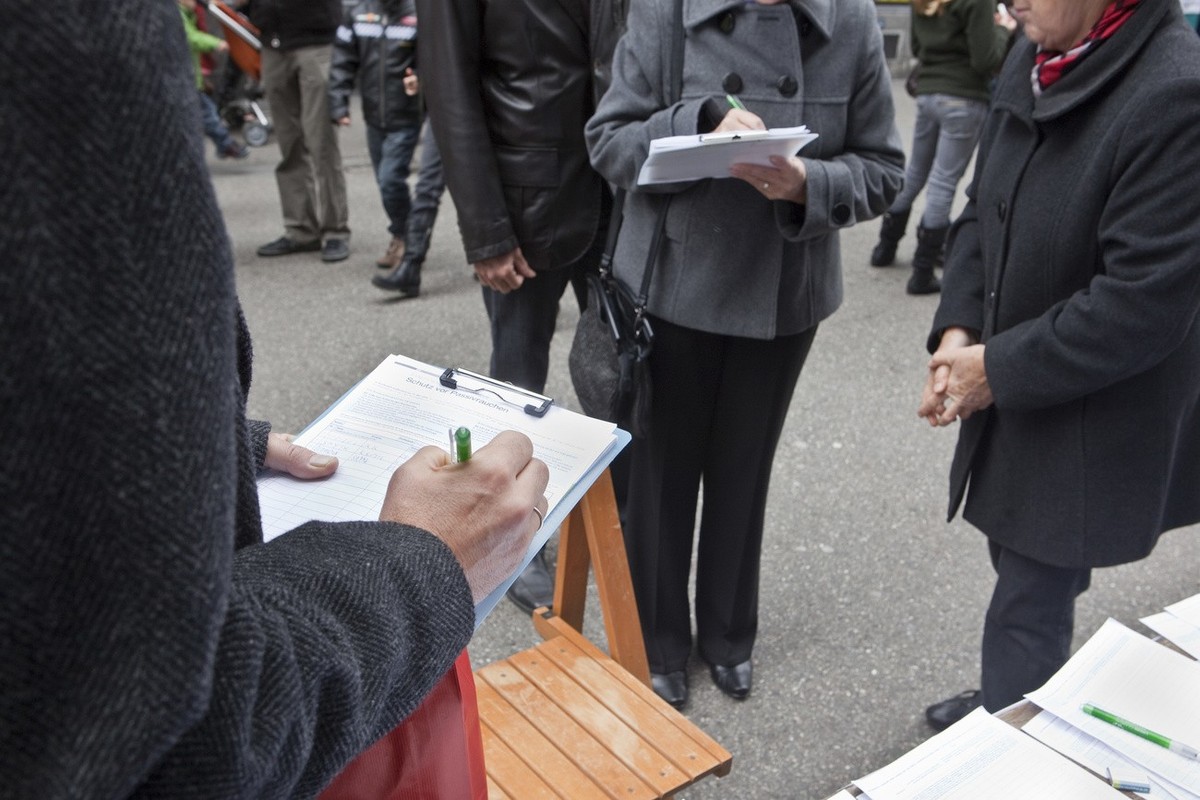 Derzeit werden für viele Initiativen Unterschriften gesammelt.