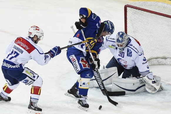 Die ZSC Lions kassieren mit dem 1:1 den 100. Gegentreffer der Saison.