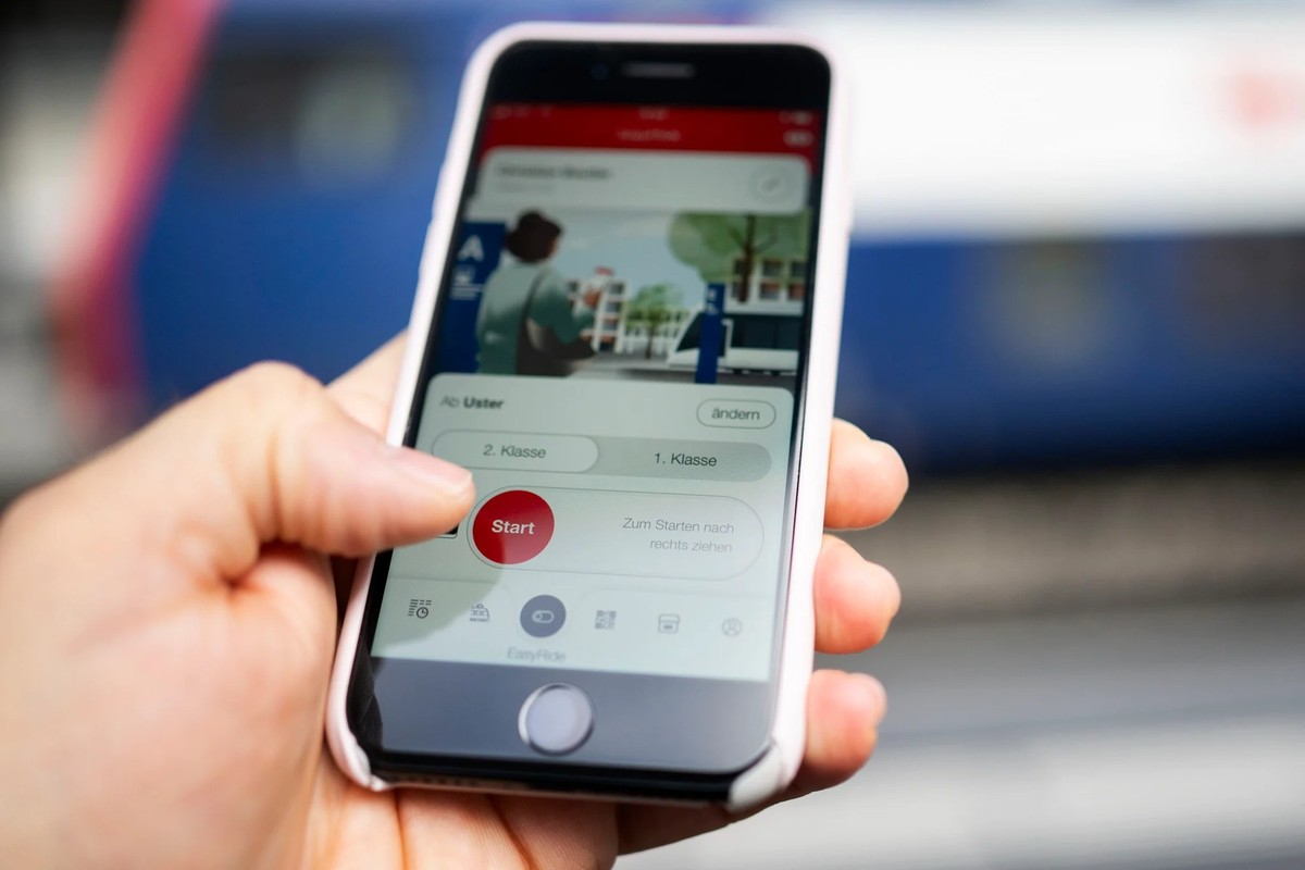 D'un simple glissement du doigt, l'enregistrement démarre et l'application CFF affiche un billet valide. Depuis avril, cette fonctionnalité ne fonctionne plus que si le Bluetooth est ac ...