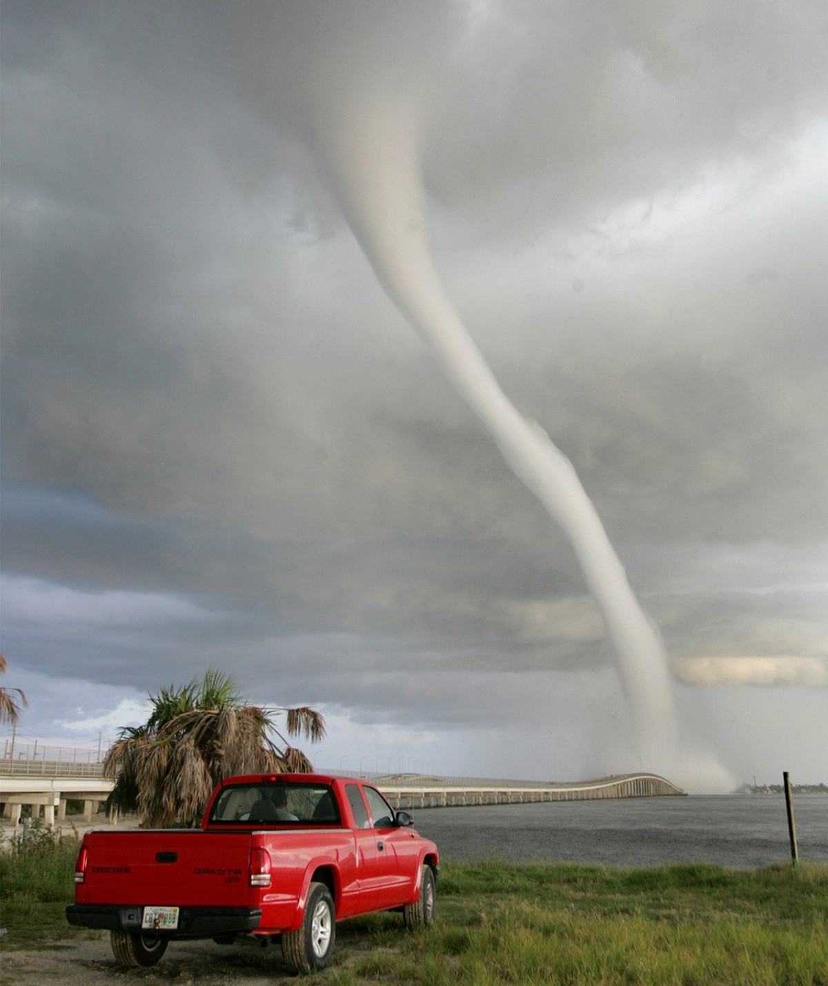 Une trombe marine en Floride.