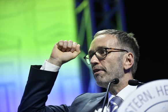 epa09285322 Herbert Kickl durring his speech on an Extraordinary federal party meeting of the far right Austrian Freedom Party (FPOe) at the Arena Nova in Wiener Neustadt, Austria, 19 June 2021. The F ...