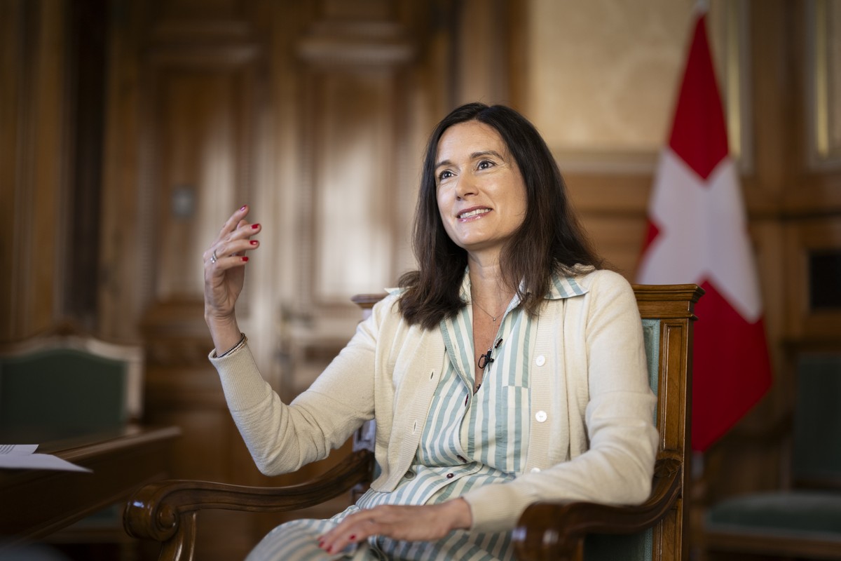 Nationalratspraesidentin Maja Riniker, FDP-AG, gibt der Nachrichtenagentur Keystone-SDA ein Interview zu ihrem Praesidialjahr, am Mittwoch, 2. Juli 2025 im Buero der Praesidentin im Bundeshaus in Bern ...