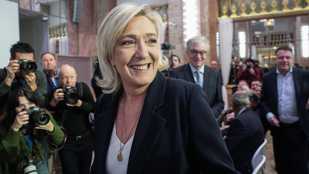 French far-right National Rally party leader Marine Le Pen arrives for the New Year's speech to the media in Paris, Monday, Jan. 15, 2024. (AP Photo/Michel Euler)