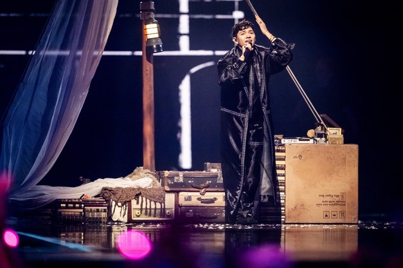 epa12110896 Austria's JJ performs the song "Wasted Love" during the grand final of the 69th Eurovision Song Contest (ESC) in Basel, Switzerland, 17 May 2025. EPA/GEORGIOS KEFALAS