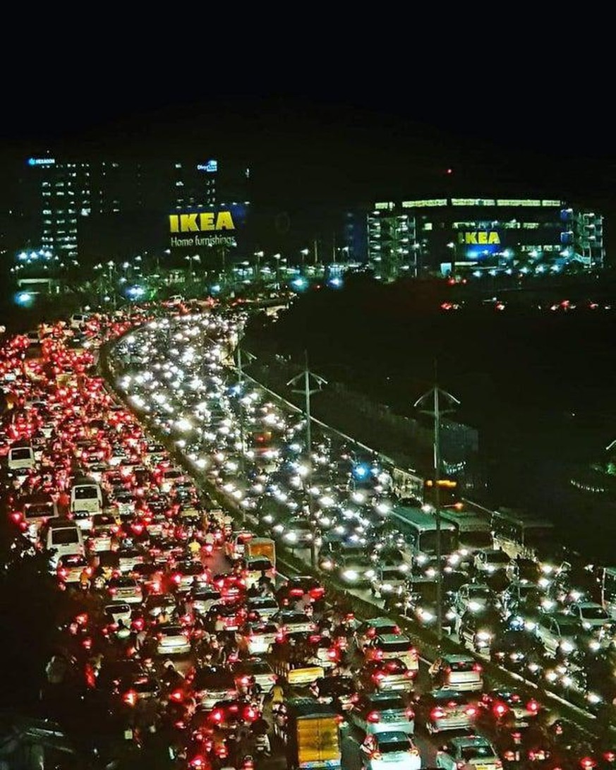 Stau-Bilder für das ultimative Gotthard-Feeling zu Ostern