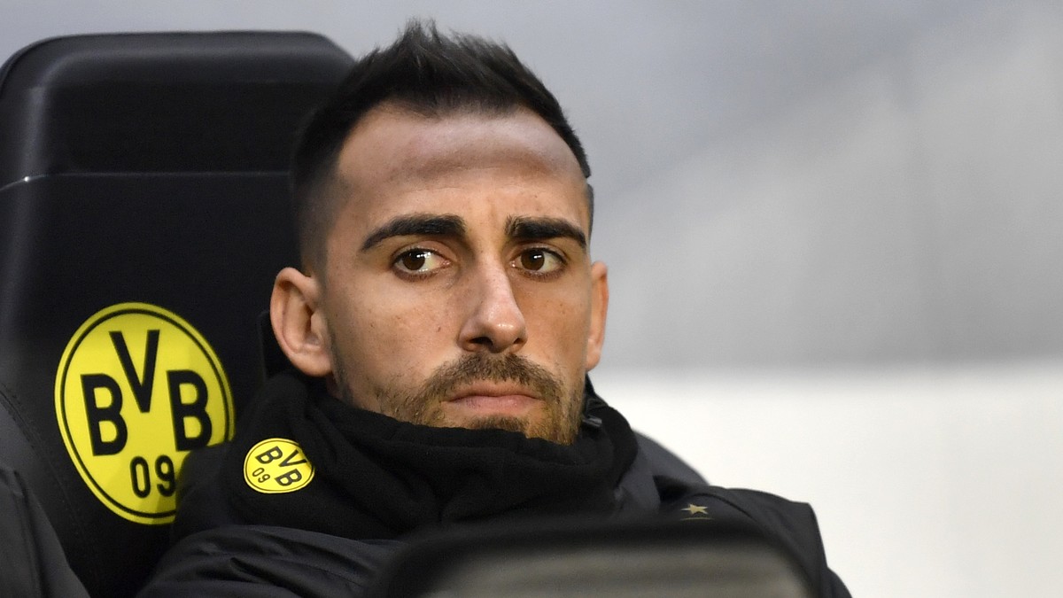 Dortmund's Paco Alcacer sits on the bench before the German soccer cup, DFB Pokal, second round match between Borussia Dortmund and Borussia Moenchengladbach in Dortmund, Germany, Wednesday, Oct. ...