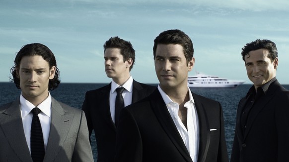 il divo http://www.metrolyrics.com/il-divo-lyrics.html