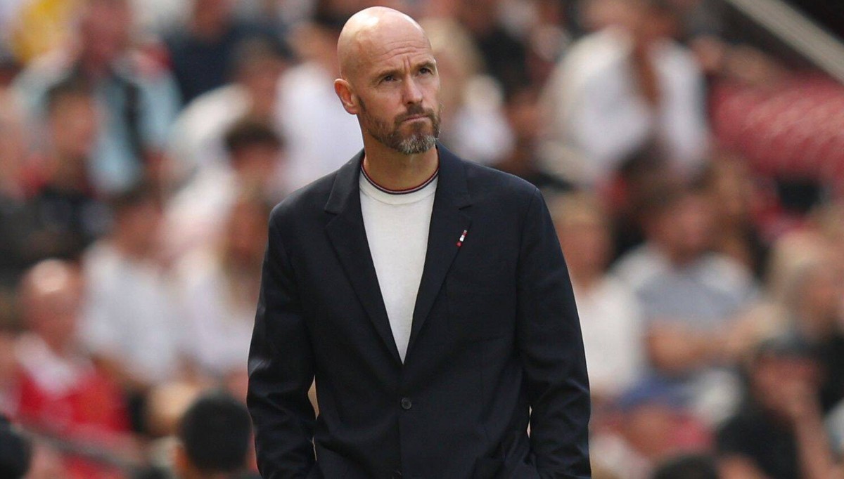ManUnited-Trainer Erik ten Hag muss zum Saisonstart einen «herben Rückschlag» hinnehmen.