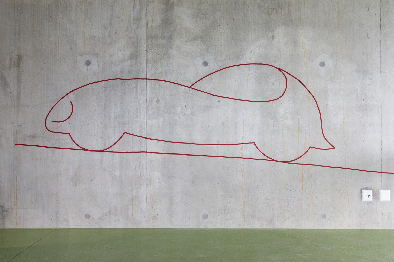 Kunst am Bau: Ein Kunstwerk von Otto Lehmann hängt an einer Wand in der Justizvollzugsanstalt Schachen.