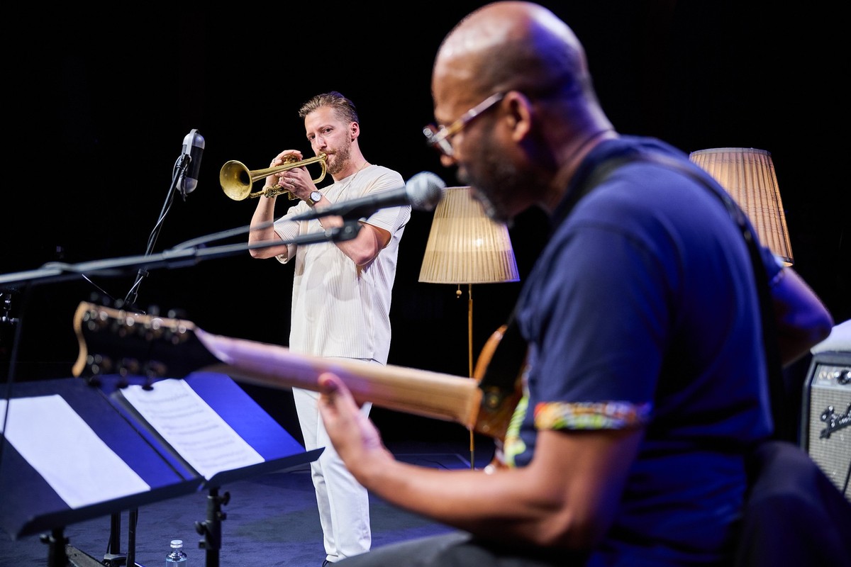 Philip Dizak &amp; Lionel Loueke @ Musig im Pflegidach, Muri