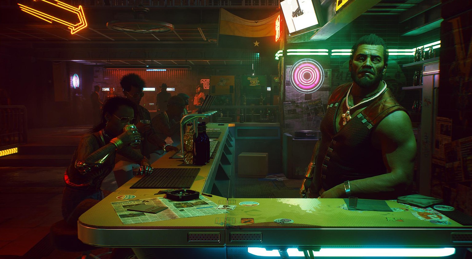 Cyberpunk 2077: Was darf’s sein, Fremder? Im Spiel hat man die Wahl, wie die Bewohner der Stadt auf einen reagieren, hängt aber von vielen Faktoren ab.