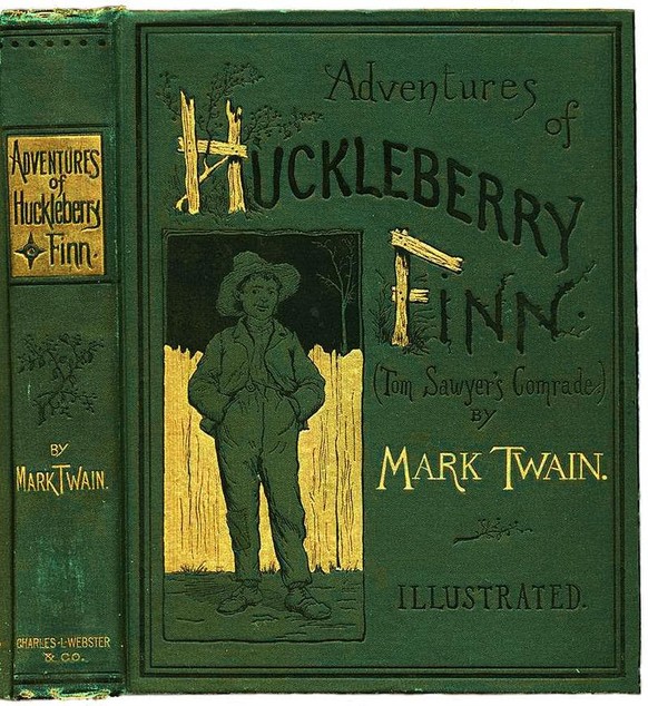 «Die Abenteuer des Huckleberry Finn», Buchdeckel der US-amerikanischen Erstausgabe von 1885
https://de.wikipedia.org/wiki/Die_Abenteuer_des_Huckleberry_Finn#/media/Datei:Huckleberry_Finn_book.JPG