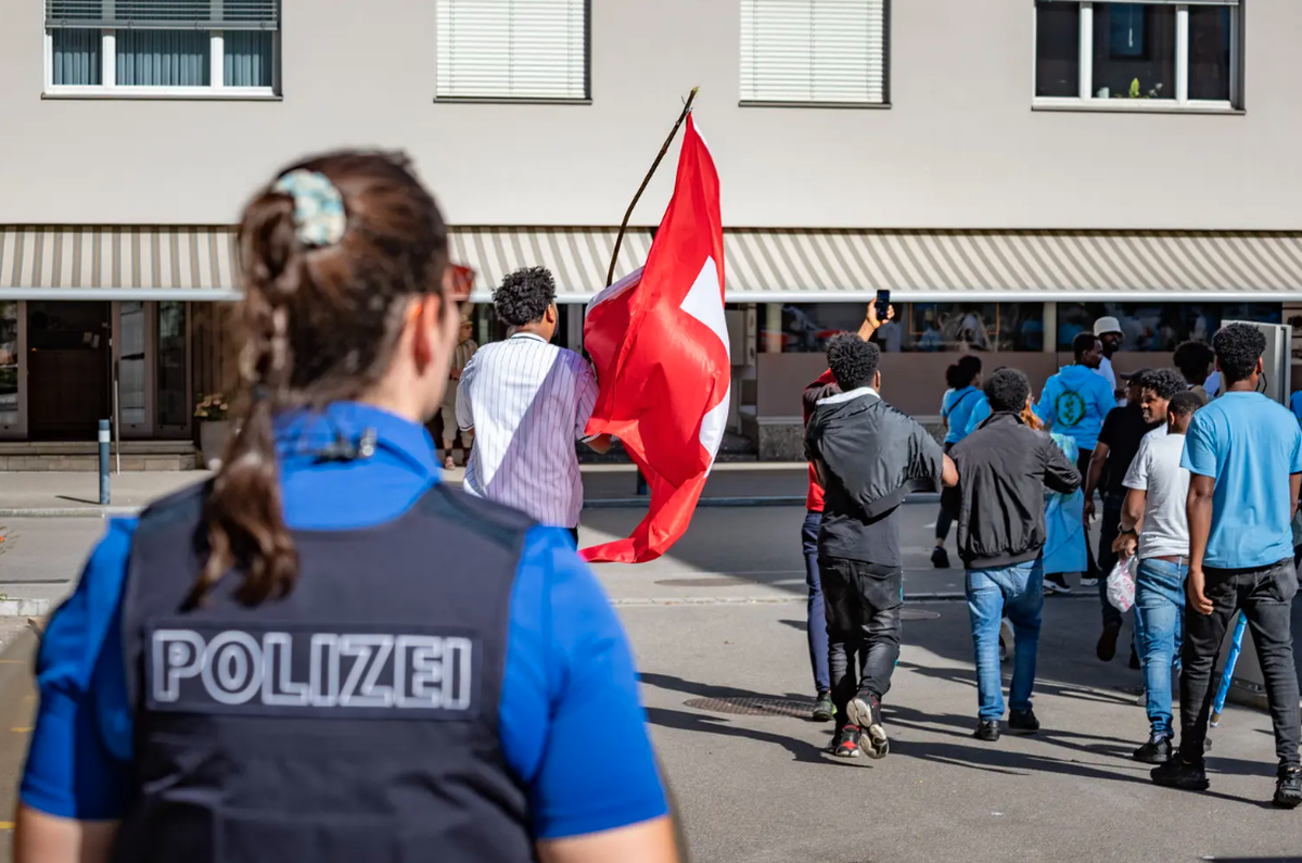 Des manifestants érythréens demandent l'annulation d'un festival à Oberbüren (SG).