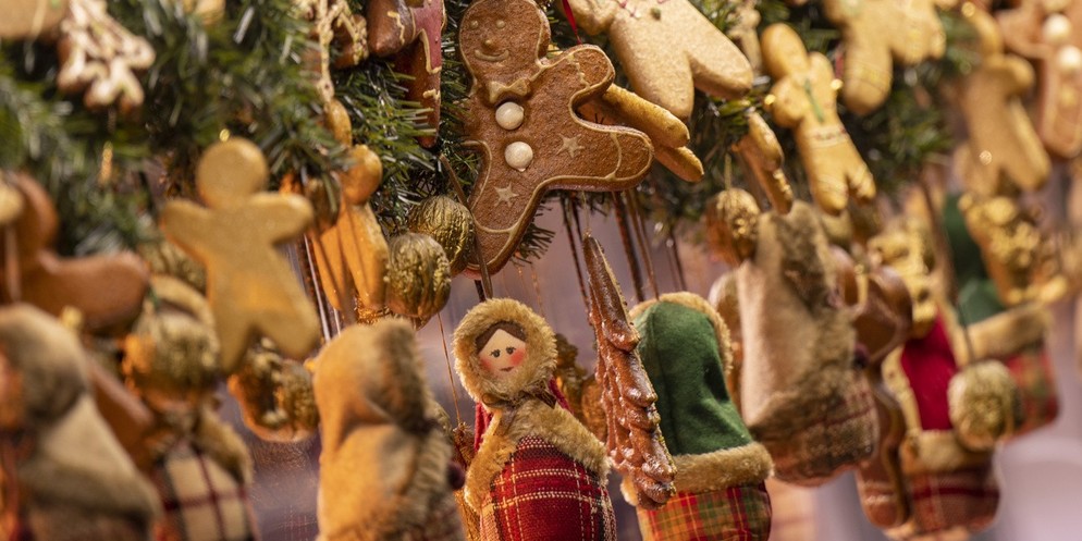 Dieses Wochenende bietet die perfekte Gelegenheit, eine Runde auf einem Weihnachtsmarkt zu drehen.