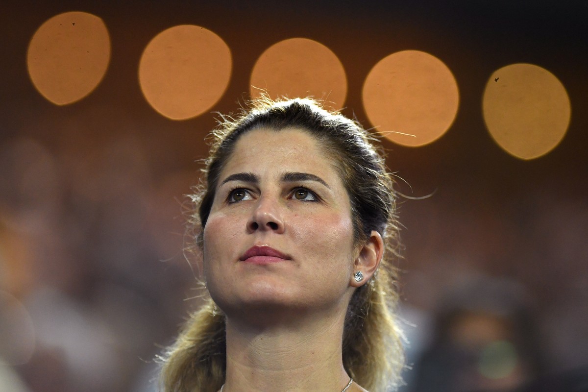 epa08150505 Roger Federer's wife Mirka is seen during his second round match against Filip Krajinovic of Serbia on day three of the Australian Open tennis tournament at Rod Laver Arena in Melbour ...