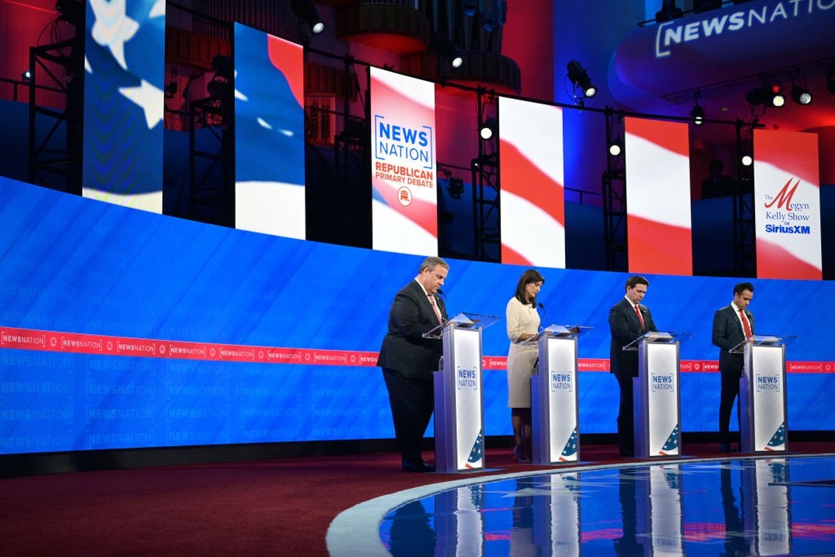 TUSCALOOSA, ALABAMA - DECEMBER 06: Republican presidential candidates (L-R) former New Jersey Gov. Chris Christie, former U.N. Ambassador Nikki Haley, Florida Gov. Ron DeSantis and Vivek Ramaswamy par ...