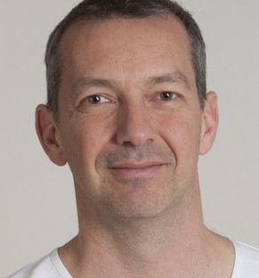 Dr. Georg Staubli