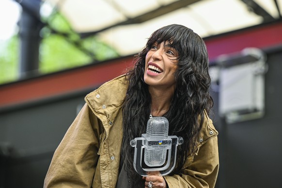 epa10631468 Eurovision Song Contest winner Loreen of Sweden on stage to celebrate with fans in Kungstradgarden park in Stockholm, Sweden, 16 May 2023. Loreen won the Eurovision final in Liverpool, Bri ...