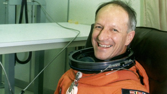 ZUM 25. JAHRESTAG DES WELTRAUMFLUGES VON CLAUDE NICOLLIER AM MONTAG, 31. JULI 2017, STELLEN WIR IHNEN FOLGENDES BILDMATERIAL ZUR VERFUEGUNG - Claude Nicollier im Kennedy Space Center in Florida (USA), ...