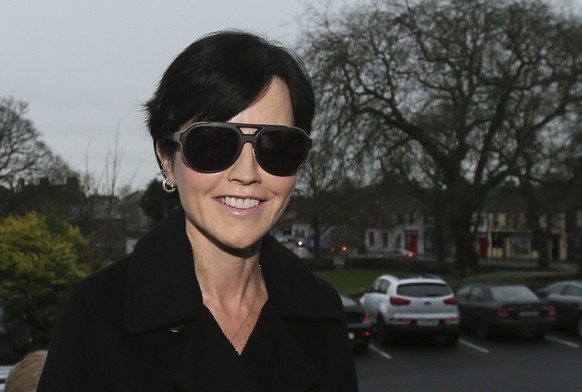 FILE - In this Dec. 16, 2015 file photo, Cranberries singer Dolores O&#039;Riordan arrives at Ennis District Court, in Ennis, Ireland. O&#039;Riordan, lead singer of Irish band The Cranberries, has di ...