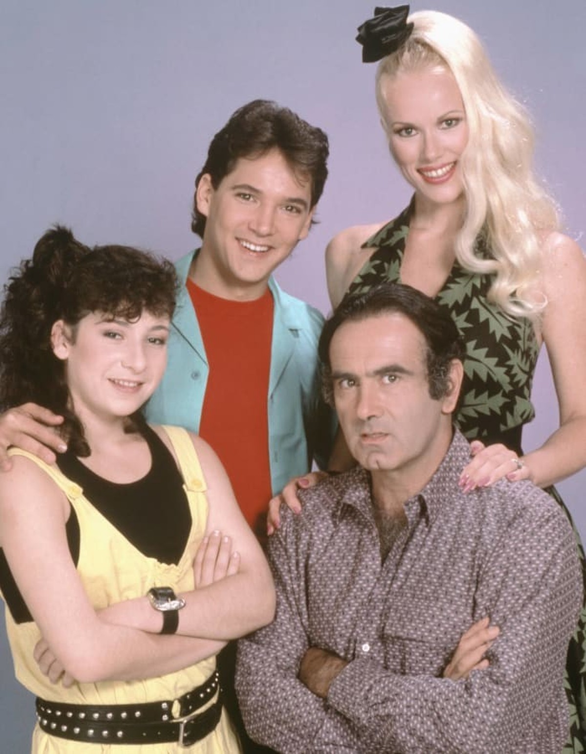 Dan Hedaya, Mandy Ingber, Jean Kasem, and Timothy Williams in The Tortellis (1987)