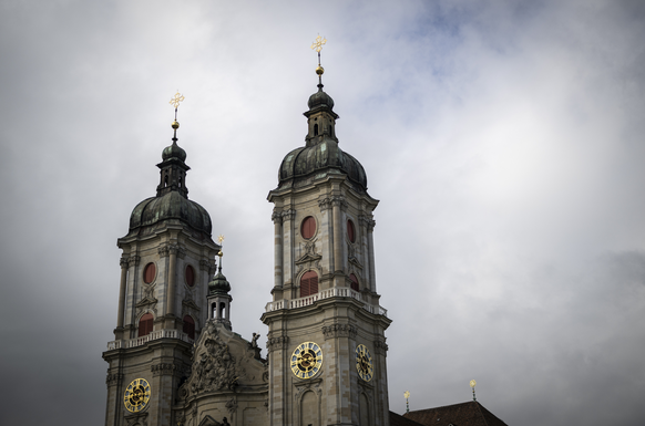 Blick auf die Kathedrale, aufgenommen am Dienstag, 19. September 2023, in St. Gallen. Bis morgen findet vor Ort die Bischofskonferenz statt. Thema sind unter anderem die Missbrauchsskandale, die verga ...