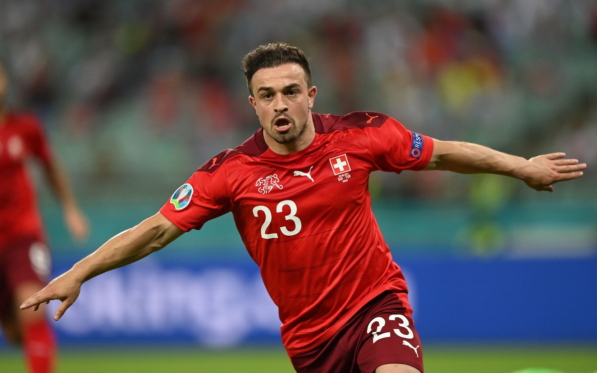 epa09289080 Xherdan Shaqiri of Switzerland celebrates after scoring the 3-1 goal during the UEFA EURO 2020 group A preliminary round soccer match between Switzerland and Turkey in Baku, Azerbaijan, 20 ...