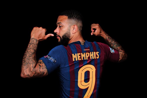 Nur eine Frage der Zeit, bis sich Depay das Barça-Trikot überstreift.