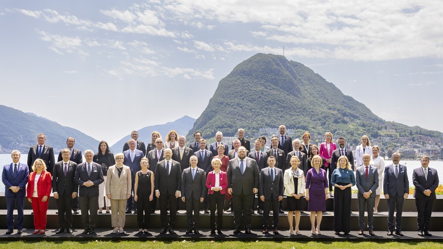 epa10052168 Swiss President of the National Council Irene Kaelin (6-L), Ukrainian Prime Minister Denys Shmyhal (7-L), Swiss President and Minister of Foreign Affairs Ignazio Cassis (8-L), Ursula Von d ...