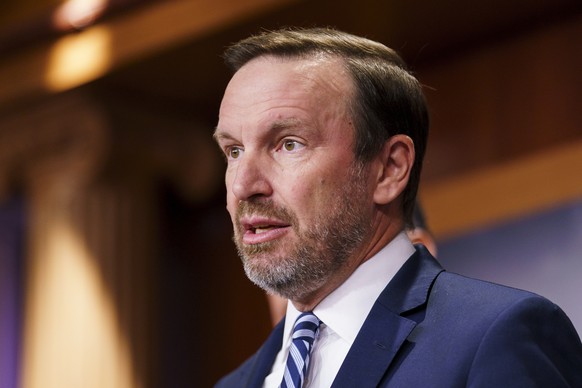 epa12388185 US Senator Chris Murphy during a press conference at the US Capitol, Washington DC, USA, 18 September 2025. Senate and House Democrats are proposing a bill named &#039;No Political Enemies ...