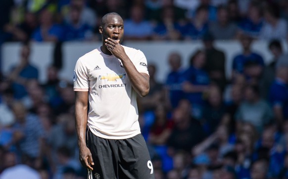 epa07519852 Manchester United's Romelu Lukaku reacts during the English Premier League soccer match between Everton and Manchester United held at Goodison Park in Liverpool, Britain, 21 April 2019. EP ...