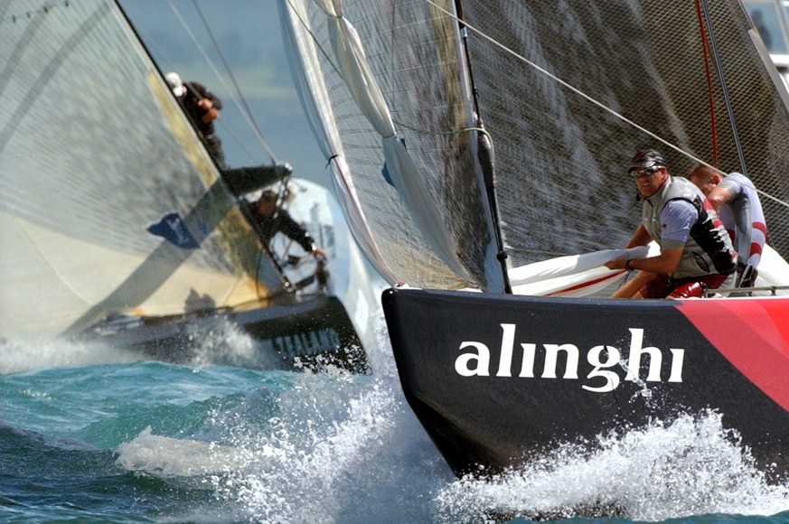 Swiss Defi yacht Alinghi, SUI-64, right, during the fifth match-race against the New Zealander defender yacht, Team New Zealand, NZL-82, left, during the America&#039;s Cup final, in Hauraki gulf, nea ...